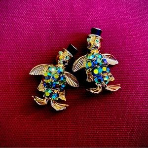Vintage Pair  of Penguins Gold Tone Auroras Borealis Rhinestones Brooches